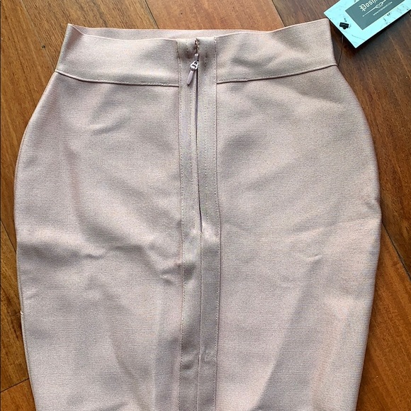 NWT Two Piece Bandage - Picture 8 of 8